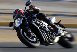 Официальные фото и видео MV Agusta Brutale 2010