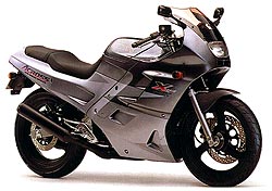 Suzuki GSX250F Across