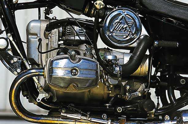  Мотоцикл Урал «Волк» 