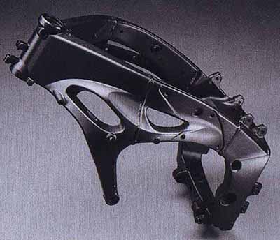 Новинки Yamaha 2009. Yamaha YZF-R1, Yamaha XVS950A Midnight Star, Yamaha XJ6 Diversion.