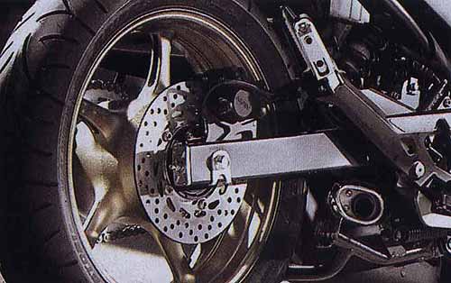 Новинки Yamaha 2009. Yamaha YZF-R1, Yamaha XVS950A Midnight Star, Yamaha XJ6 Diversion.