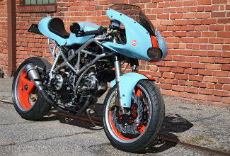 Cafe racer Gulf Oil из Ducati